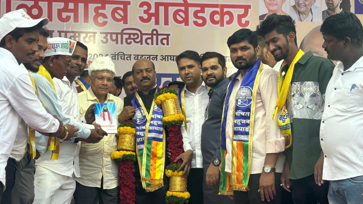 sharad pawar will join hand with says prakash ambedkar