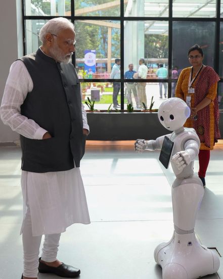 prime-minister-narendra-modi-salary-total-property 