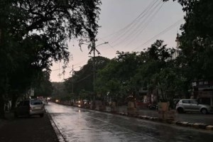 rain with stormy winds in nagpur