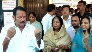 udayanraje bhosale vs shashikant shinde satara registers 54 11 percent voting in 3rd phase of lok sabha poll