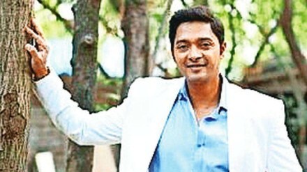 actor shreyas talpade talks about movie kartam bhugtam