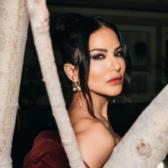 sunny-leone-love-story 