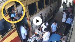 VIDEO : गर्भवती महिलेला घेऊन बस पोहचली थेट हॉस्पिटलमध्ये, डॉक्टरांनी बसमध्येच केली प्रसूती, व्हिडीओ होतोय व्हायरल