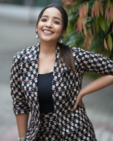 Amey Narkar Girlfriend Isha Sanjay Play Role In Lakhat Ek Amcha Dada marathi serial