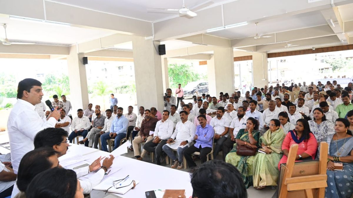 Dhananjay Mahadik appeals to BJP workers to prepare for Legislative Assembly without getting involved in analysis of Lok Sabha elections