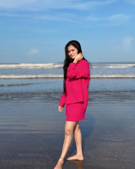 Gautami Patil photos near sea in western look went viral on social media