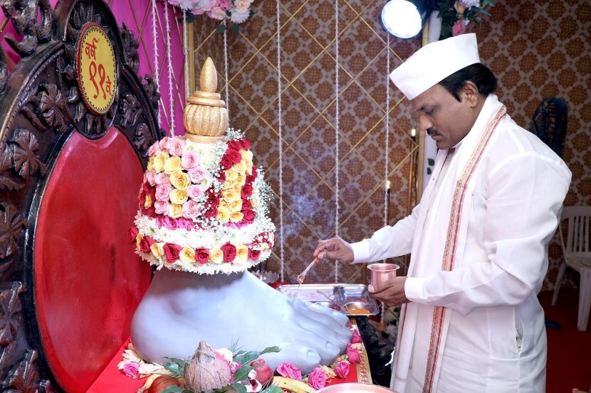 Lalbaugcha Raja Ganesh Muhurat Puja