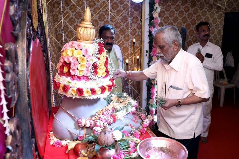 Lalbaugcha Raja Ganesh Muhurat Puja