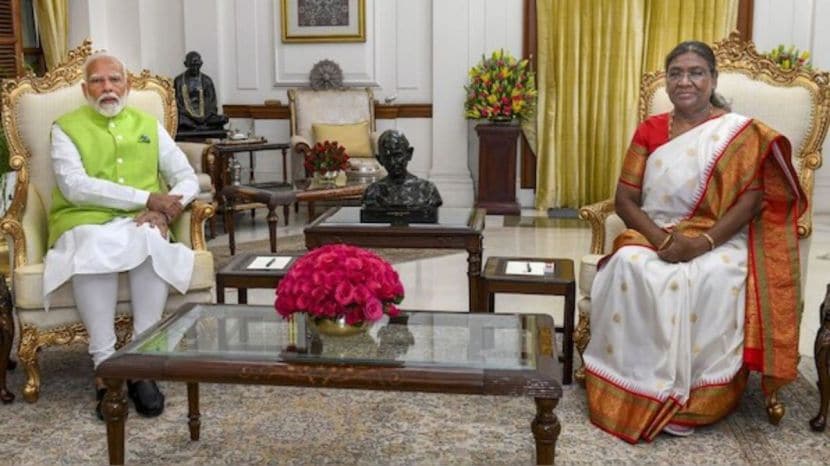 Prime minister Narendra modi resign