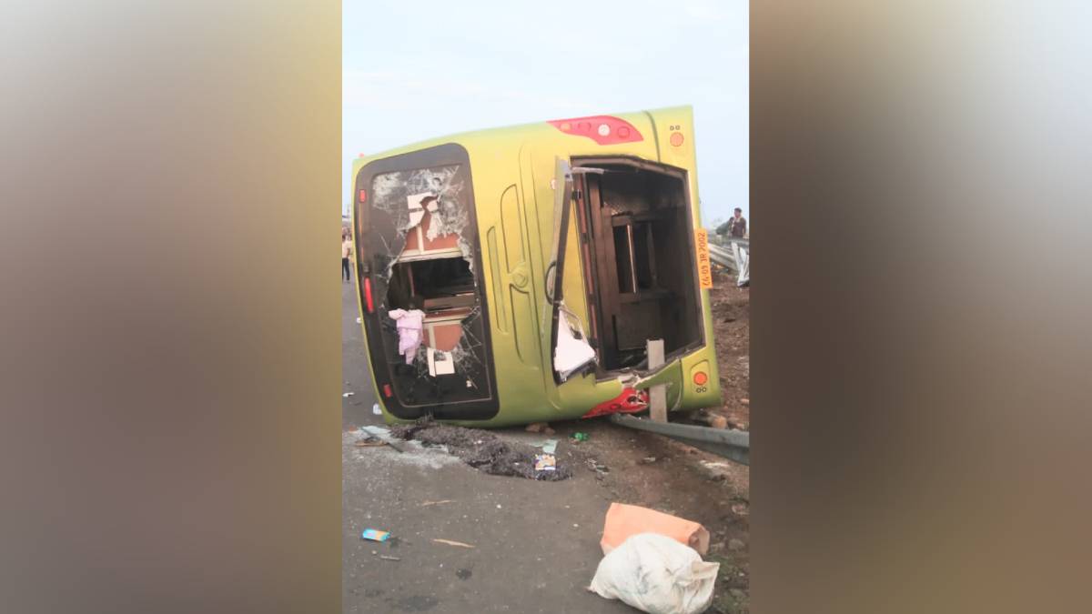 Buldhana, driver fell asleep,