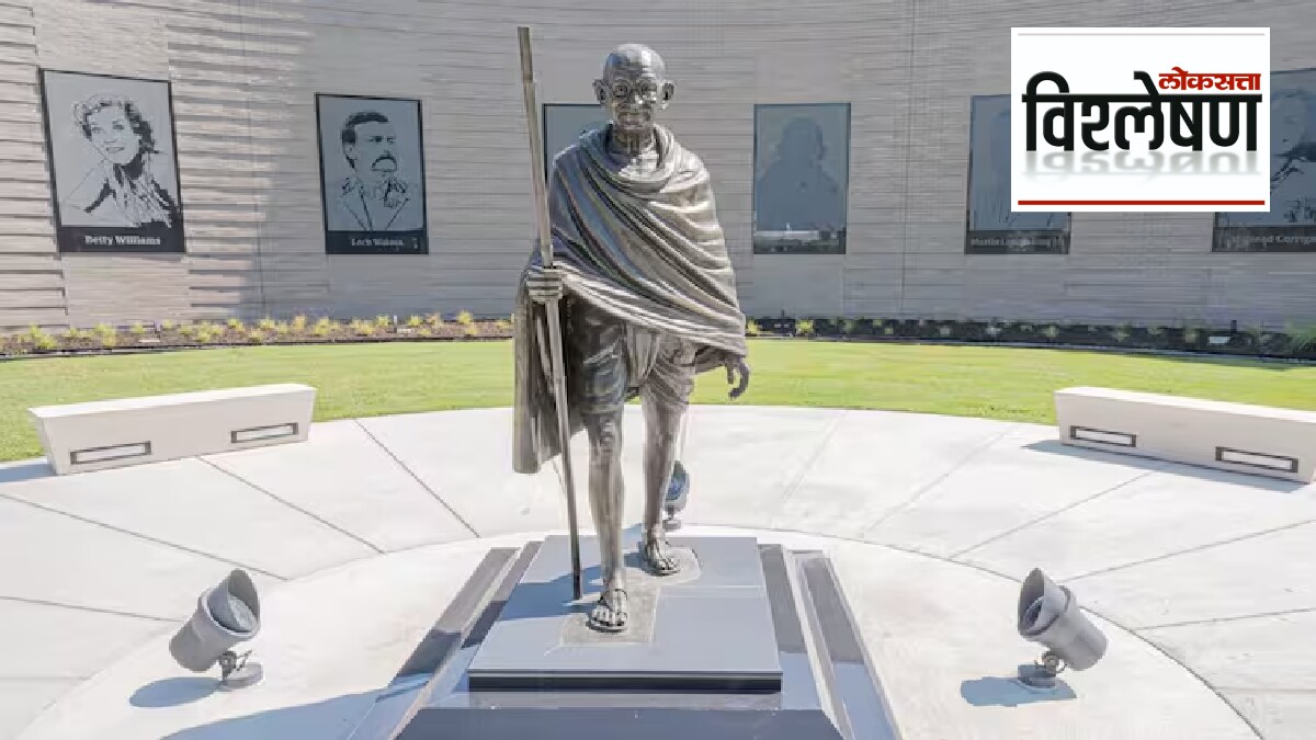 A bust of Mahatma Gandhi was vandalised in Italy by Khalistani extremists