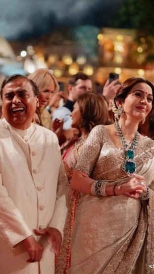 Nita Ambani bought saree from Varanasi For Anant Ambani Radhika Merchant Wedding