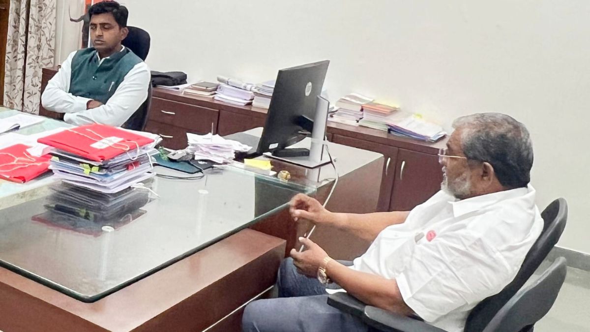 Wont allow acquisition of land for National Highway without four times compensation to farmers Raju Shetty