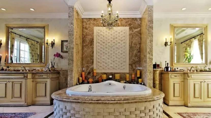 Shahrukh Khan Beverly Hills Mansion