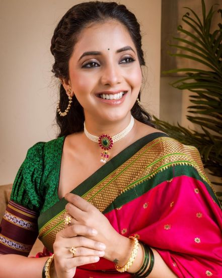 Sayali Sanjeev Pink Paithani Saree