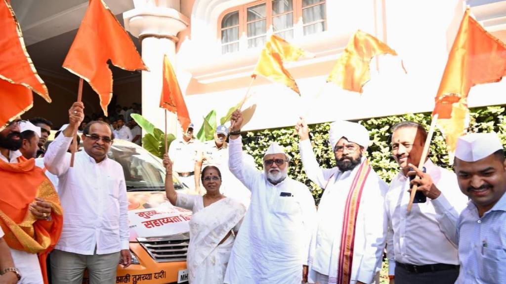 Warkari Invited cm for Mahapuja on Aashadhi