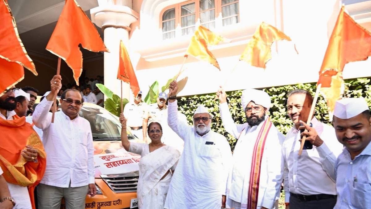 Warkari Invited cm for Mahapuja on Aashadhi