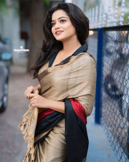 Shivali Parab Black Saree
