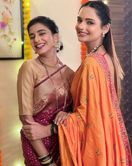 Shivani Mundhekar White Saree