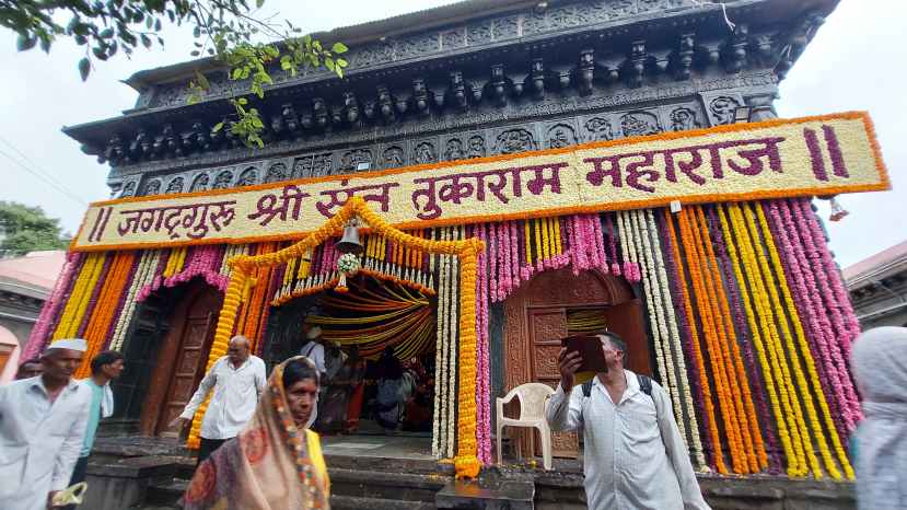 the-palkhi-ceremony-in-dehu