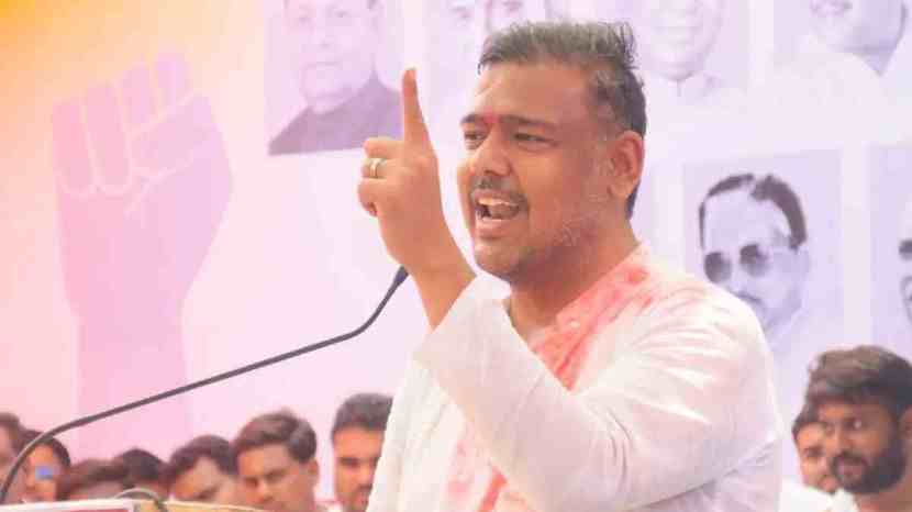 Vishal Patil, Independent Candidate, BJP s Sanjaykaka Patil, Sangli Lok Sabha seat, Vishal Patil with 1 lakh lead, Lok Sabha Election Result 2024, Lok Sabha Election 2024 Result, 2024 Lok Sabha Election Result in Marathi, Maharashtra Lok Sabha Election Result Updates, Election Results Updates, Maharashtra Lok Sabha Election Results 2024 Updates in Marathi, Maharashtra Lok Sabha Elections Result Constituency Wise Result,