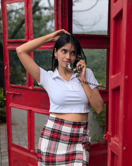 Actress Bhagyashree Limaye