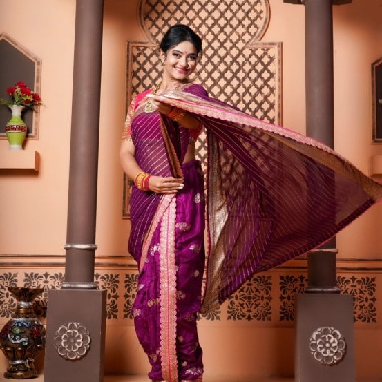 Kashmira Kulkarni Purple Nauvari Saree