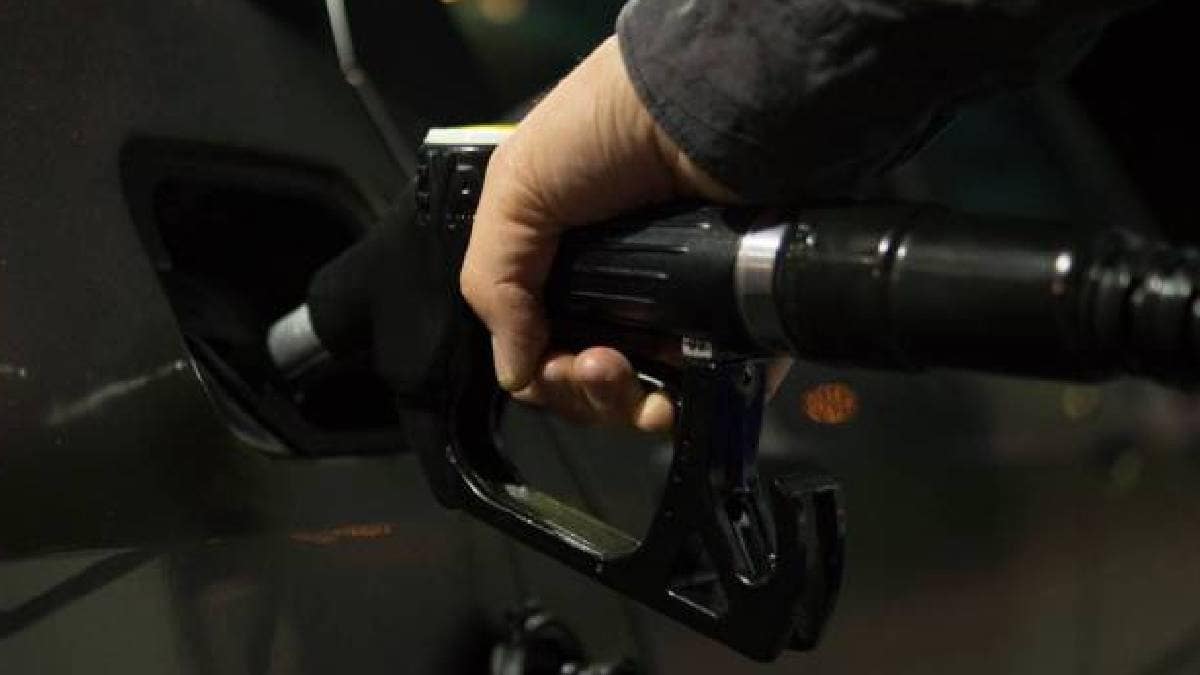 Todays 11 July 2024 Petrol Price in Maharashtra Get latest updates on diesel rates Find Fuel Price In Your City Given Chart Below