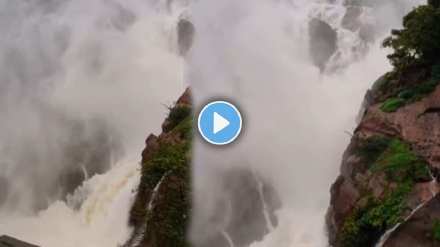 Beautiful view of Dudhsagar waterfall