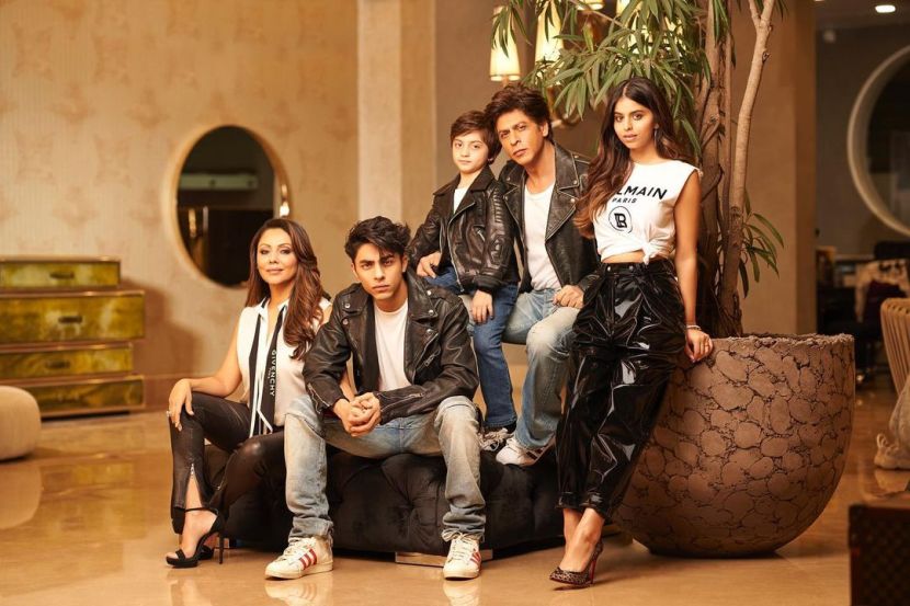 Shahrukh khan with family