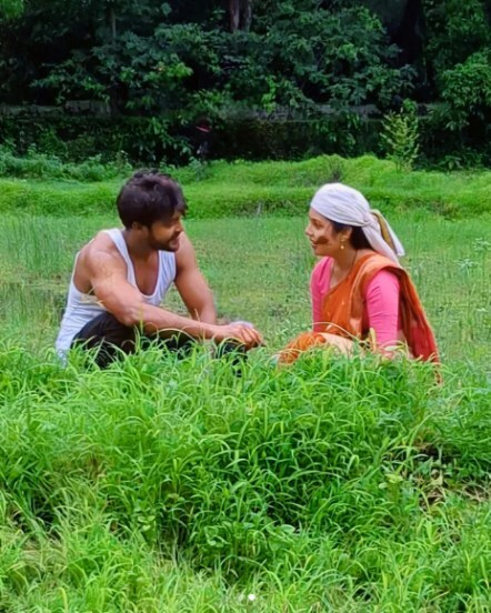 Tula Shikvin Changlach Dhada Akshara Adhipati