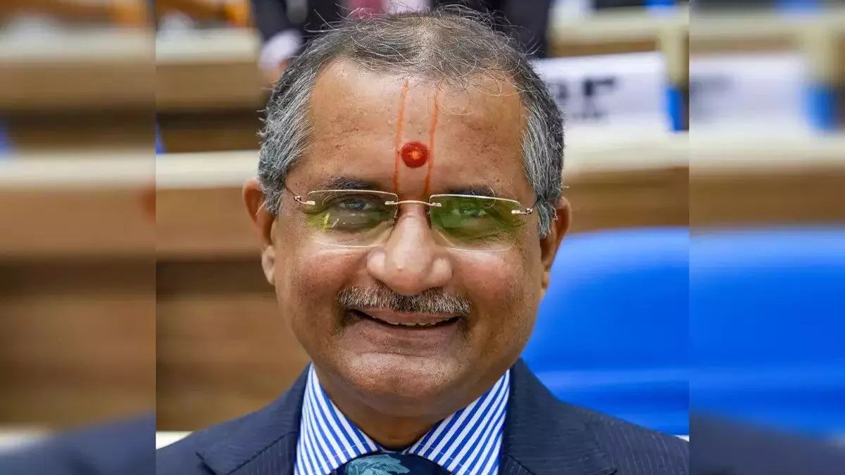 UPSC Chairperson Manoj Soni resigns