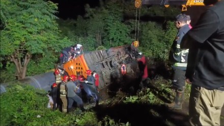 Mumbai pune expressway accident marathi news