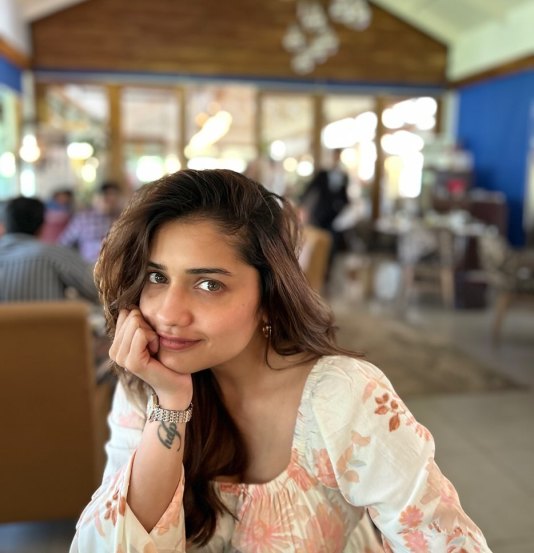 hruta-durgule-hindi-web-series-on-hotstar