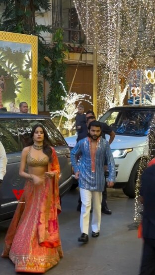Bollywood actress janhvi Kapoor with her boyfriend attend anant ambani Radhika mameru ceremony