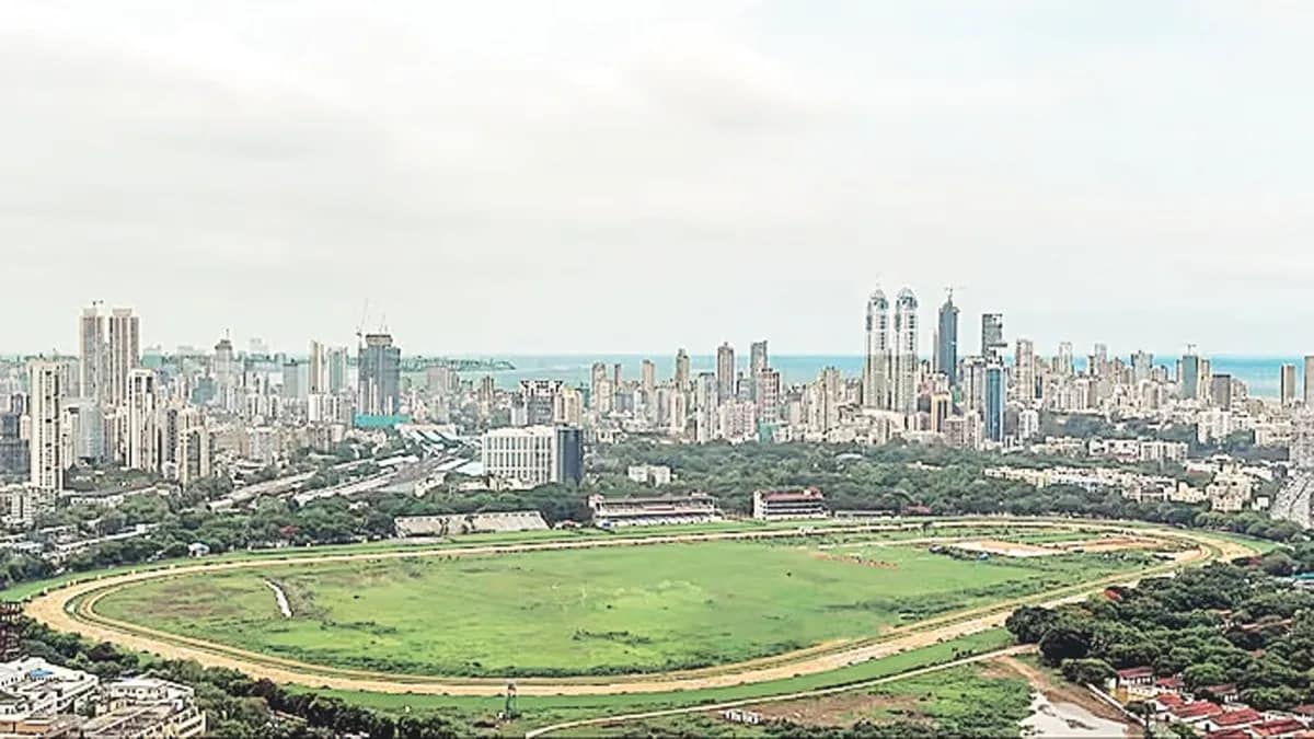 bmc take control of 120 acre land at mahalaxmi race course