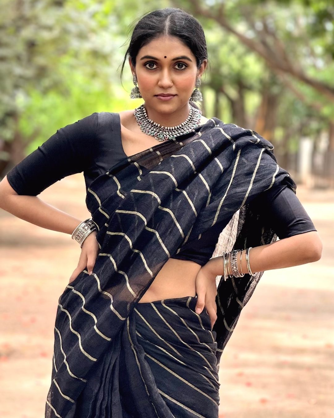 Rinku Rajguru shared photos on black saree on social media