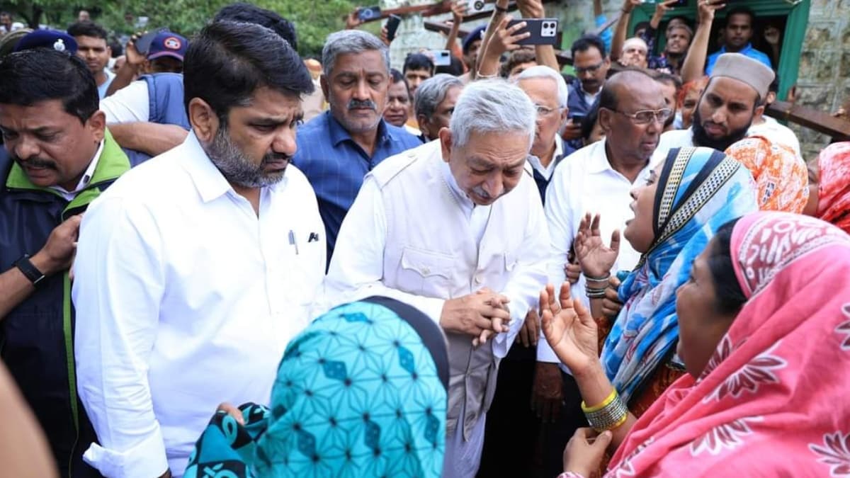mp shahu maharaj satej patil interacted with the villagers affected by riots in vishalgad