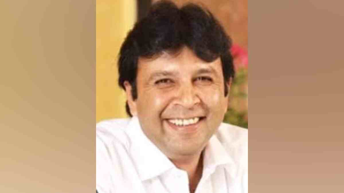 Pune, Vivek Wagh, theater actor, producer, director, National Award, documentary, Jakkal, Joshi-Abhyankar murder case, Checkmate, pune news,
