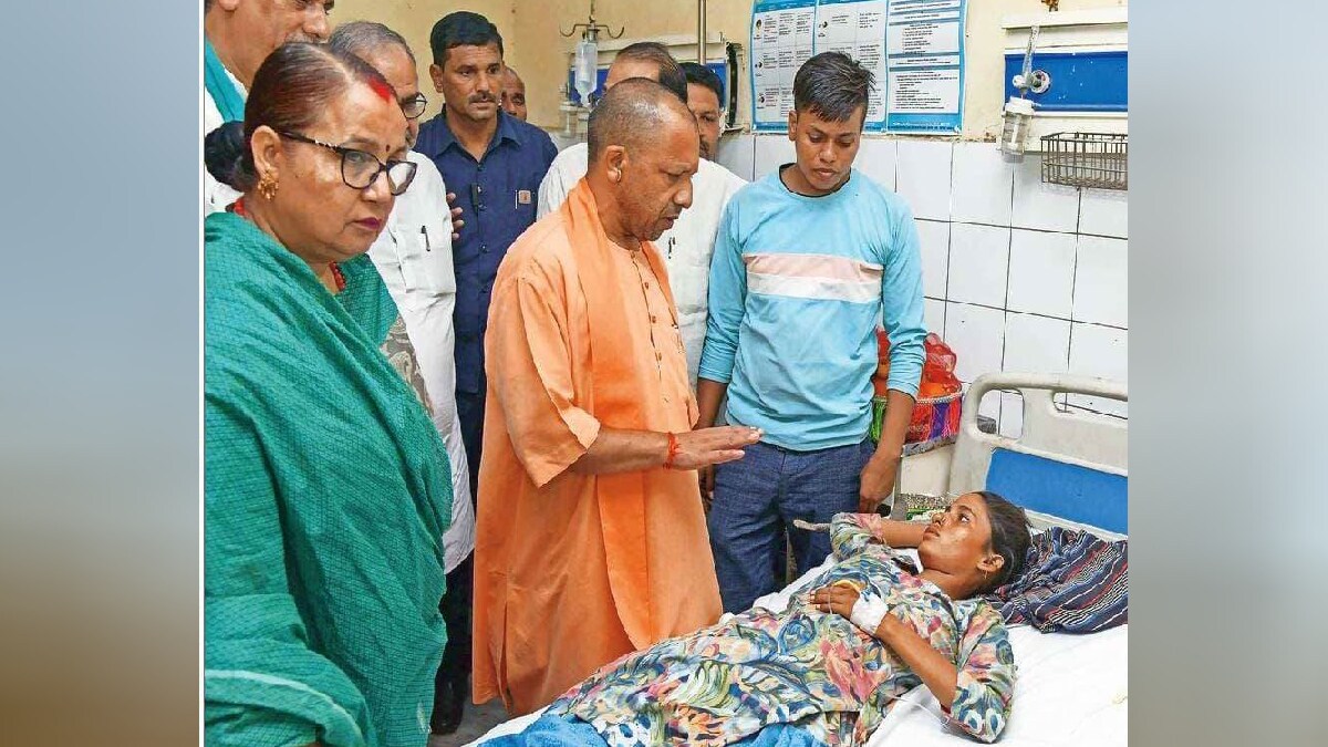 Settlement outside Bholebaba Ashram Inspection of the incident site by Chief Minister