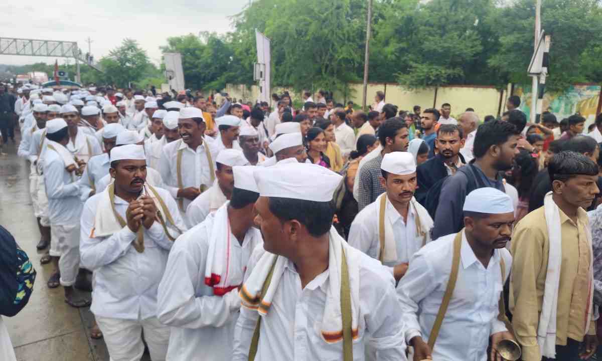 Gajanan Maharaj, Shegaon, Palkhi, Gajanan Maharaj s Palkhi Returns to Shegaon, Vithu Mauli, devotees, Santnagari, Vari, Khamgaon, rain, pilgrimage,
