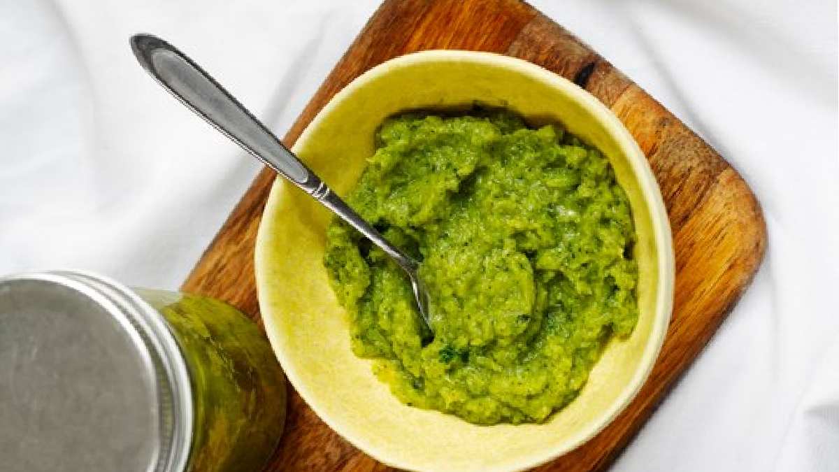 Make harbhrayacha thecha in just five minutes