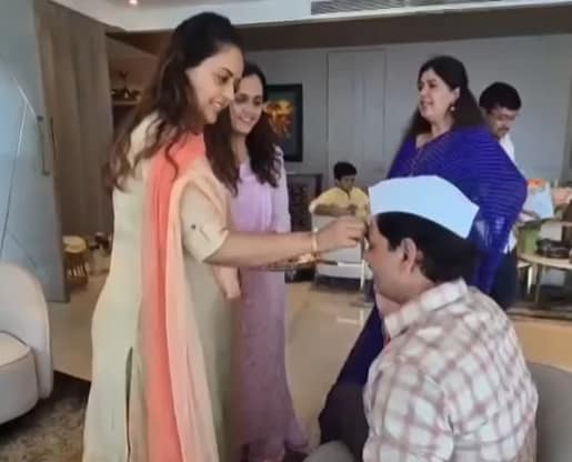 Pankaja Munde Dhananjay Munde raksha Bandhan, pankaja Munde raksha Bandhan