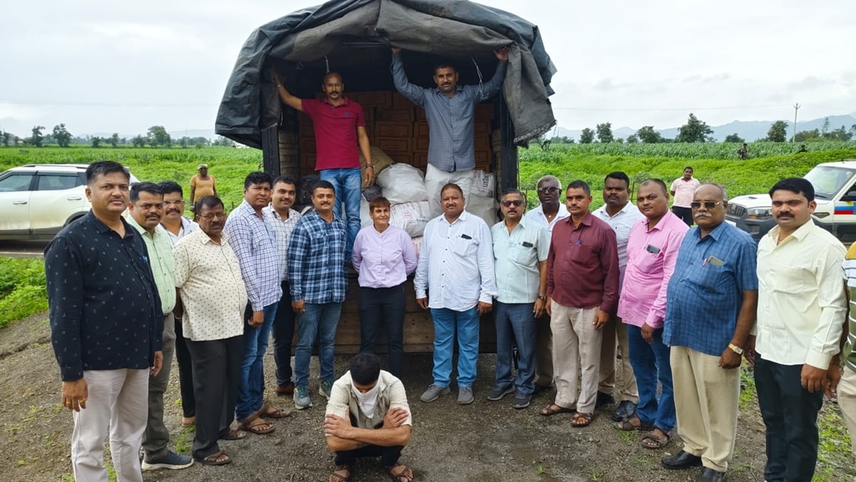 Dhule Fake foreign liquor marathi news