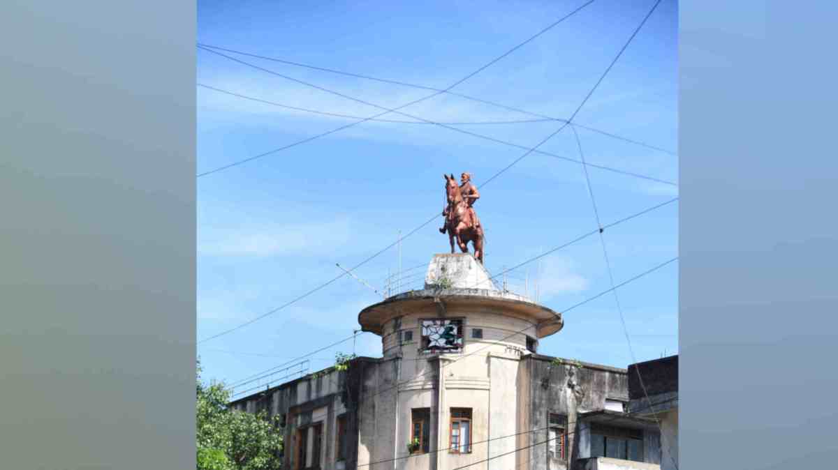 Nagpur, statues, Chhatrapati Shivaji Maharaj, Rajkot, Sindhudurg, durability, historic statues, Pandit Jawaharlal Nehru, Netaji Subhash Chandra Bose, Rashtrasant Tukdoji Maharaj, Mahatma Gandhi