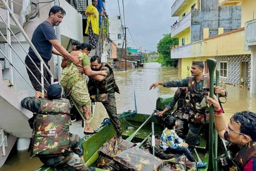 Gujarat Flood News in marathi, Heavy Rainfall In Gujarat