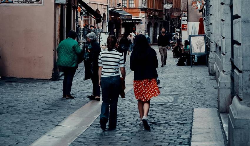 dangerous countries for female solo travelers