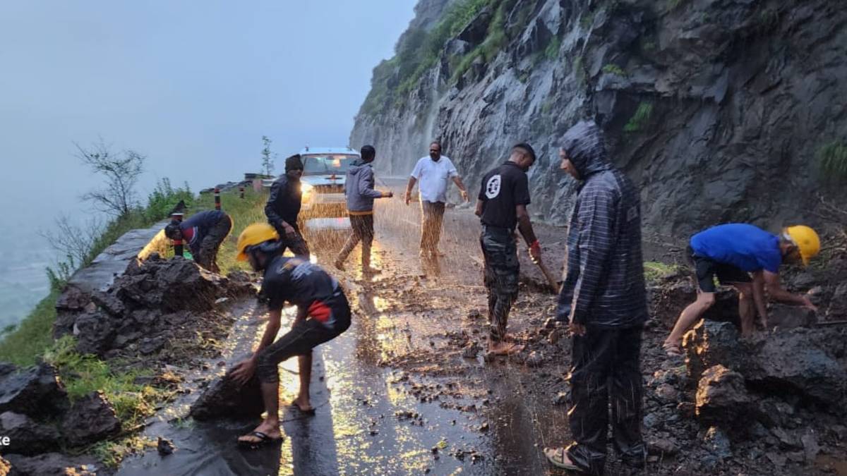 Traffic movement after debris clear on vani ghat