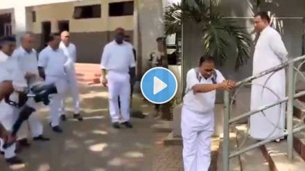 viral video shows Former students celebrate reunion uniquely