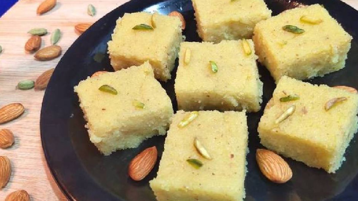 Ganpati Naivedya Recipes how to make semolina barfi ravyachi barfi prasad recipe